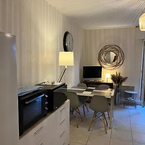 appartement-t2-avec-terrasse-centre-ville-daix-en-provence.aixenprovencehotels.org/